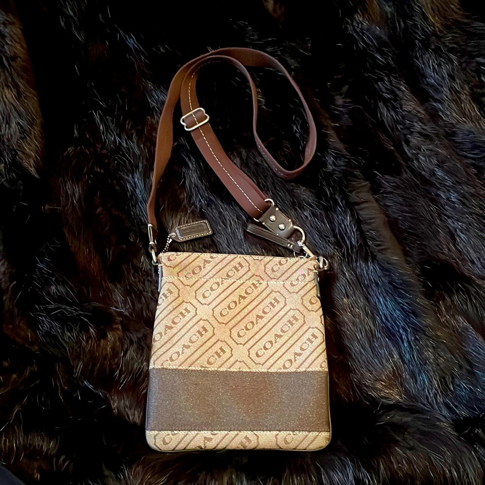 Coach Women’s Cross-Body Purse